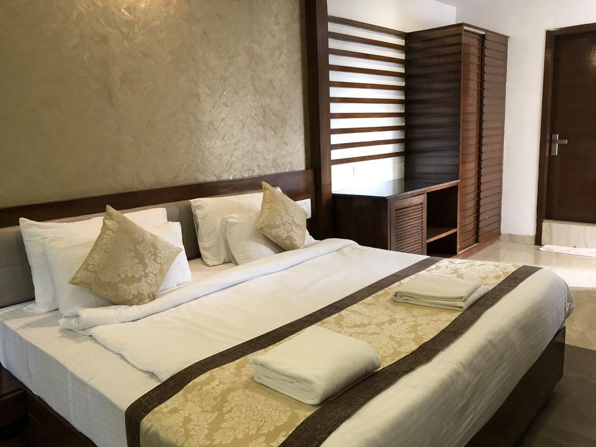 The Verda Le Pearl Candolim Bagian luar foto